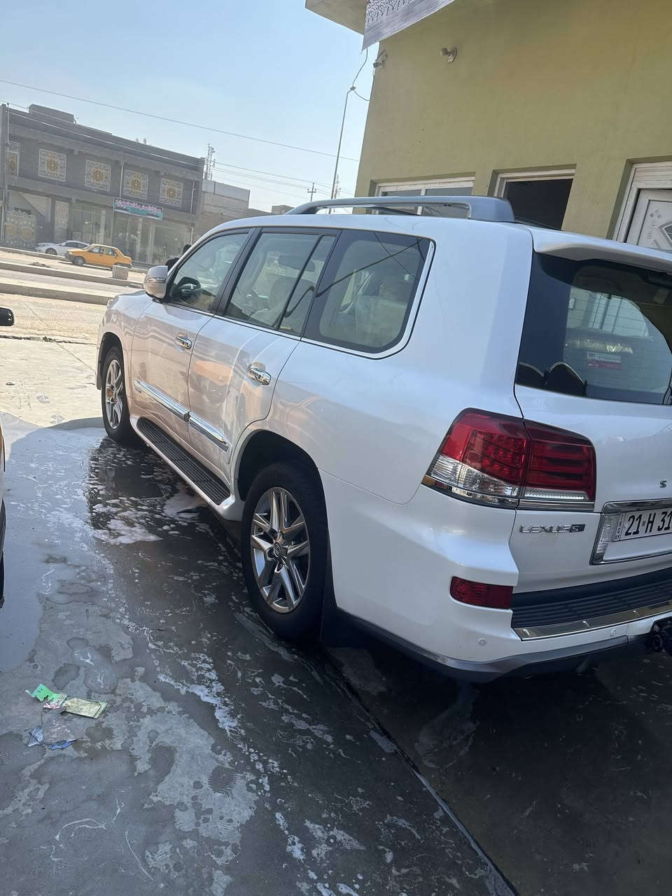 سلام عليكم لكزز ٢٠١٣السياره بحال الوكاله شرط السياره كفاله عامه من كلشي ضربه صبغ تبديل بارد جراد رقم سلمانيه بمسي صاره عنده ٧ سنوات ماشيه ١٠٠
 مكينه كير حداديه تبريد تخم تاير مكاني السماوه قضاء
سبيرها ما نزل ابد ستخدام شخصي 
 الرميثئ ***********
***********
