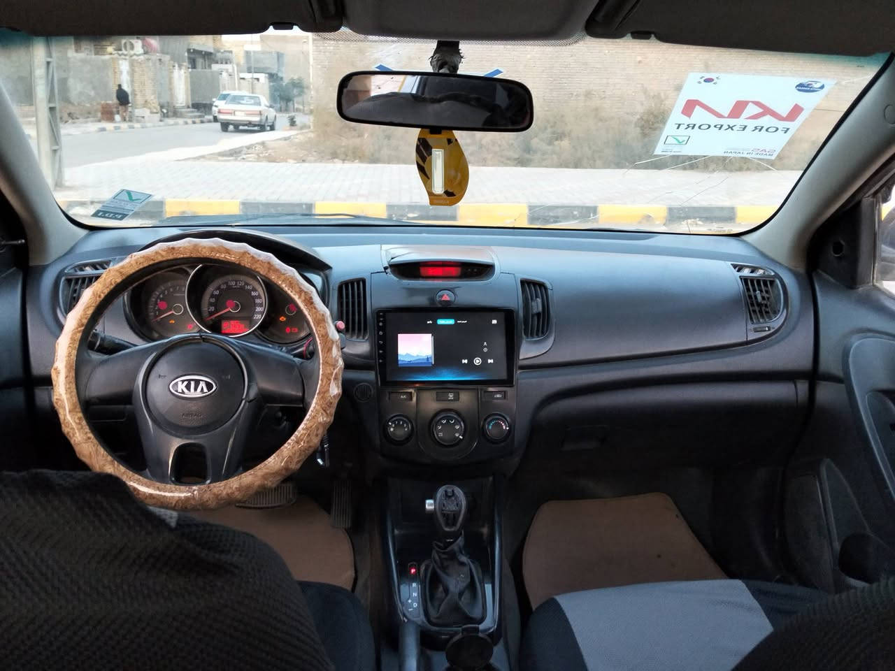 السلام عليكم اخوان ميعجبك المنشور اعبره والرزق على الله كيا سيراتو موديل 2012 رقم واسط بأسمنه تحويل مباشر سنوية للـ28 مصفرة هيئة وغرامات محرك 1600 محرك وكير مكفولات تبريد شغال تخم تاير جديد حدادية امامي وخلفي جديد صبغه جديده سيارة جاهزه للعمل بيع فقط تعجبك اتصل السعر 78 للأستفسار اكثر (***********) عنواني واسط ؛ غير متواجد على النت
