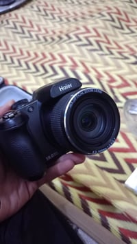 كامرة • قابلة تفاوض • مراسلة خاصة