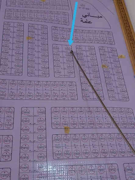 السلام عليكم ورحمة الله وبركاته

نصف قطعة أرض  ( ركن )
طابو صرف سكني

مساحتها ( ٢٠٠ متر )

واجهة  ( ١٠ متر ) * نزال ( ٢٠ متر )

رقمها (  ١٢٥٤ )

تقع  في الفلوجة  _  ناحية الصقلاوية _ الجمعية _ مقاطعة  ١٥   ابو سديرة

سعرها  ٢٠  مليون  ( وبيها مجال بسيط )

هاتف : *********** 

مع الشكر والتقدير
