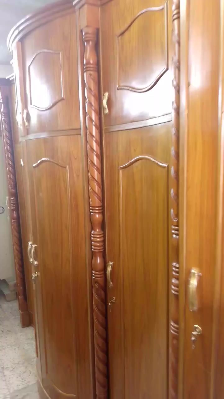 يعلن معرض جسار للمزاد العلني عن وجود غرفه نوم سته ملحق صاج طبيعي داخل وخارج مدور دنك زان متواجد في بغداد السيديه حي الإعلام شارع قطر الندى لاتصال *********** اهلا وسهلا بكم
