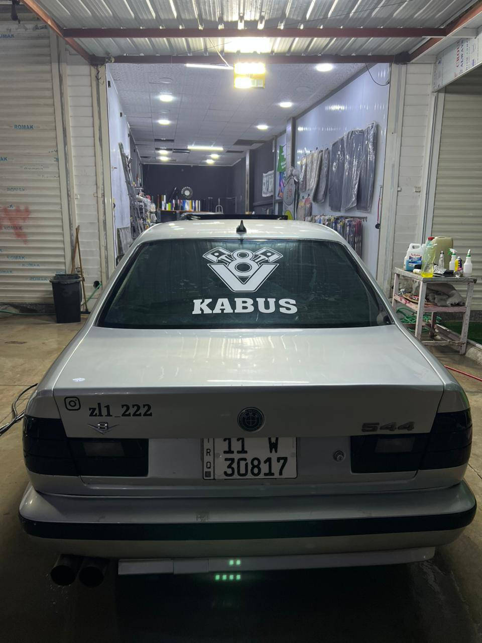 BMW544كير عادي رقم بغداد بسمي رقم انكليزي موديل 92محدثة 95 دبل جكمجة مري شفط شاشة ايبات اصلي سستم صوت كامل صاصلنة رياضي اربع جام كهربايي بجم عريض كير مكينة شرط تراي البصرة سيارة شلعة بيه اتشك الكاع مصبوغة جديد الجمالية بيه طخة ابجاملخ الايمن بدون   شاصي و لغود كهربائيات كله شغاله حته من تقفل سياره يصعد جامات من يمهه رقم تليفون ***********
