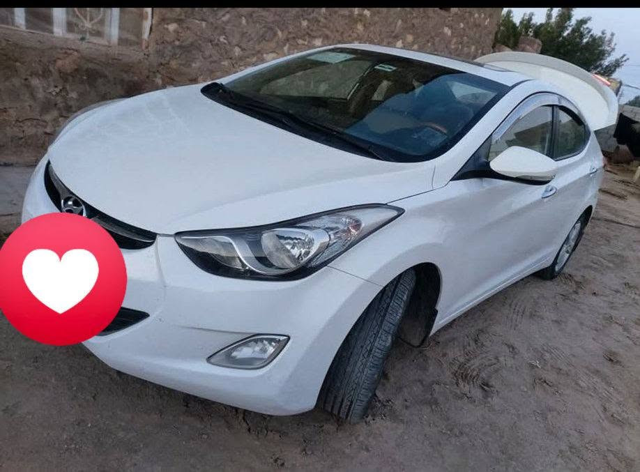 سلام عليكم 
النتره مديل 13 خليجي محرك 1800دوش تحكم ستيرن فتحه  بالقماره مكفوله كفاله عامه
رقم بابل سنويه لل28 بسمي مصفره غرامات تخم تايره 
 تبريد ثلج   مكاني ديوانيه البدير ***********
