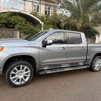 للبيع سلفرادو 2024 هاي كانتري مكينة 5,3 المرغوب  السياره فول مواصفات ا...