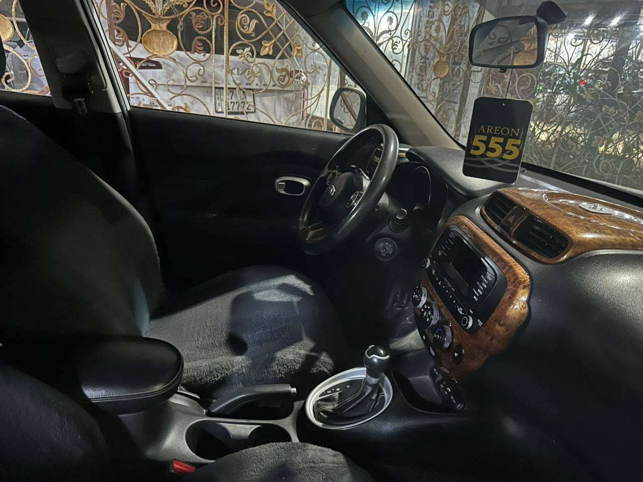 السلام عليكم للبيع كيا صول 2015
وارد امريكي  محرك 2000 
 رقم بابل 
بيه رشات صبغ ابيع  حزام
 اكشن كهرباء 
بدون ايرباك 
السياره موجوده بناصريه
السعر 89
الاتصال 
***********
