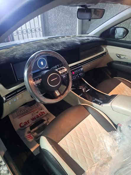 📌 للبيع: هيونداي توسان 2025 – الشكل الجديد
🔒 ضمان شركة القلم
🚗  24,000 كم فقط
📍 رقم بغداد
💰 السعر: 34,000,000 مليون دينار
📞 رقم الهاتف: ***********
المواصفات
دخول ذكي
تشغيل عن بُعد
صندوق خلفي كهربائي
Auto Hold

فرامل يد إلكترونية
شحن هاتف لاسلكي
حساسات أمامية وخلفية
تحكم ستيرن + أوامر صوتية
شاشة مع Apple CarPlay
كاميرا خلفية دوّارة
ويل 19
مكفوله من الصبغ والتبديل
