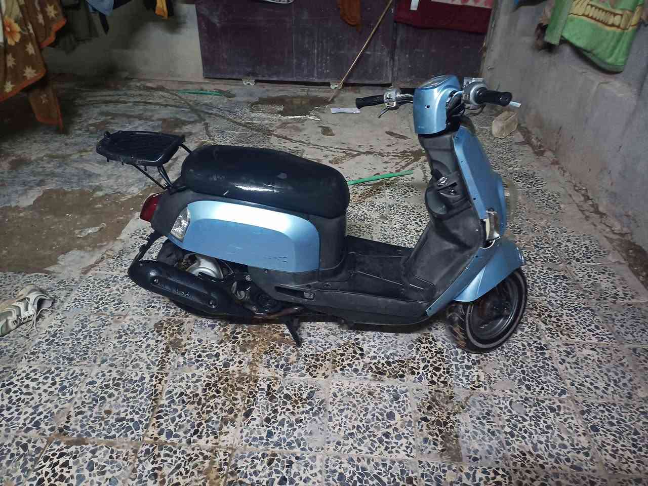 سلام عليكم شباب دراجة ماكس بوليس دراجة جوزهة ترتيب مكينة خير من الله دراجة كلهة ختم واحد سعر 550وبيهة مجال مكان بغداد حي نصر ***********
