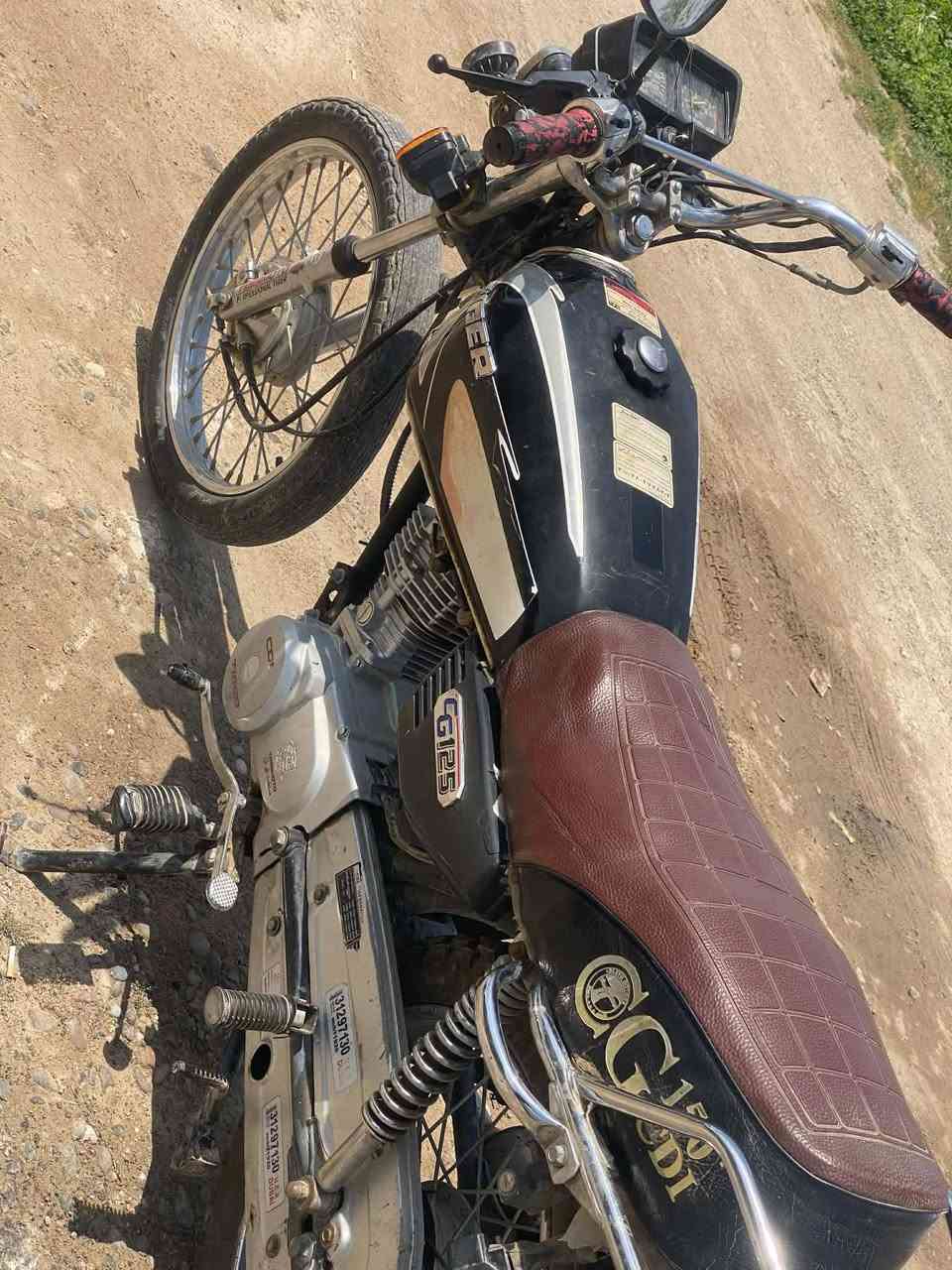 ماطور ايراني لل بيع شرط مامفتوح سعر 300 وبي مجال تريد تعال خاص


**إذا كنت صاحب هذا الإعلان وتريد حذفه لأي سبب، رجاءا أرسل رسالة إلى الدعم الفني**