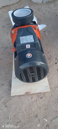 يوجد موطور ليو ثري فيز جديد للبيع ٤ انج في ٤ انج للإستفسار الاتصال على...