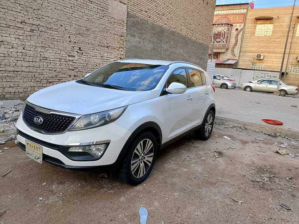 السلام عليكم 
لبيع كيا سبوتج 2015 رقم اربيل وكاله عامه باسمي تريد تحويل او وكاله مجانيه 
سياره مواصفات حلوة وجيده محرك مكفول حداديه تخم تاير مع 5 ويل كب 
سياره مكفوله كفاله عامه وماتعبانه جانت واكفه 5 سنوات 
السعر 161 وبيه مجال 
عنواني البصرة الجمهوريه 
استفسار ***********
*********** وات ساب البصرة, العراق
