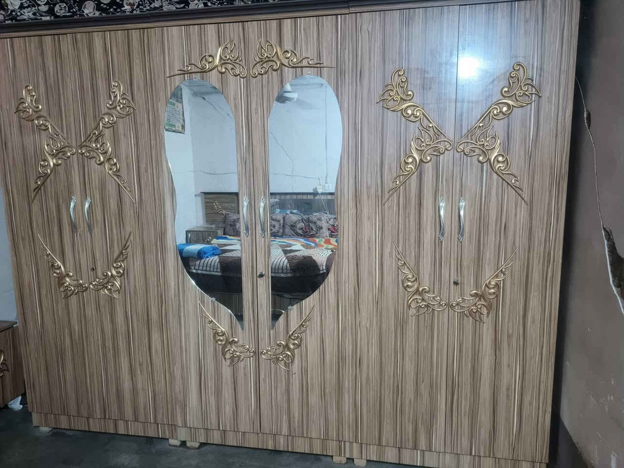 غرفه تركي للبيع مستخدمه شي غليل القرفه جديده سعر 850 وبيه مجال للطيبين لتواصل عل هاذا *********** #ادمن وافق

