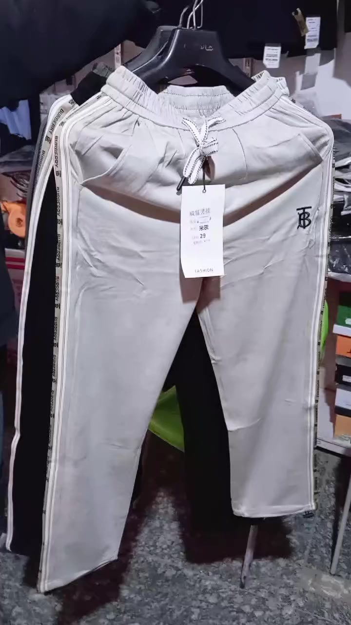 بجامه رجالي قطن
كصه 110
القياسات29,30,31,32,34,36,38
العنوان بابل سده الهندية سوق المسكف لحجز والاستفسار على واتساب ***********
