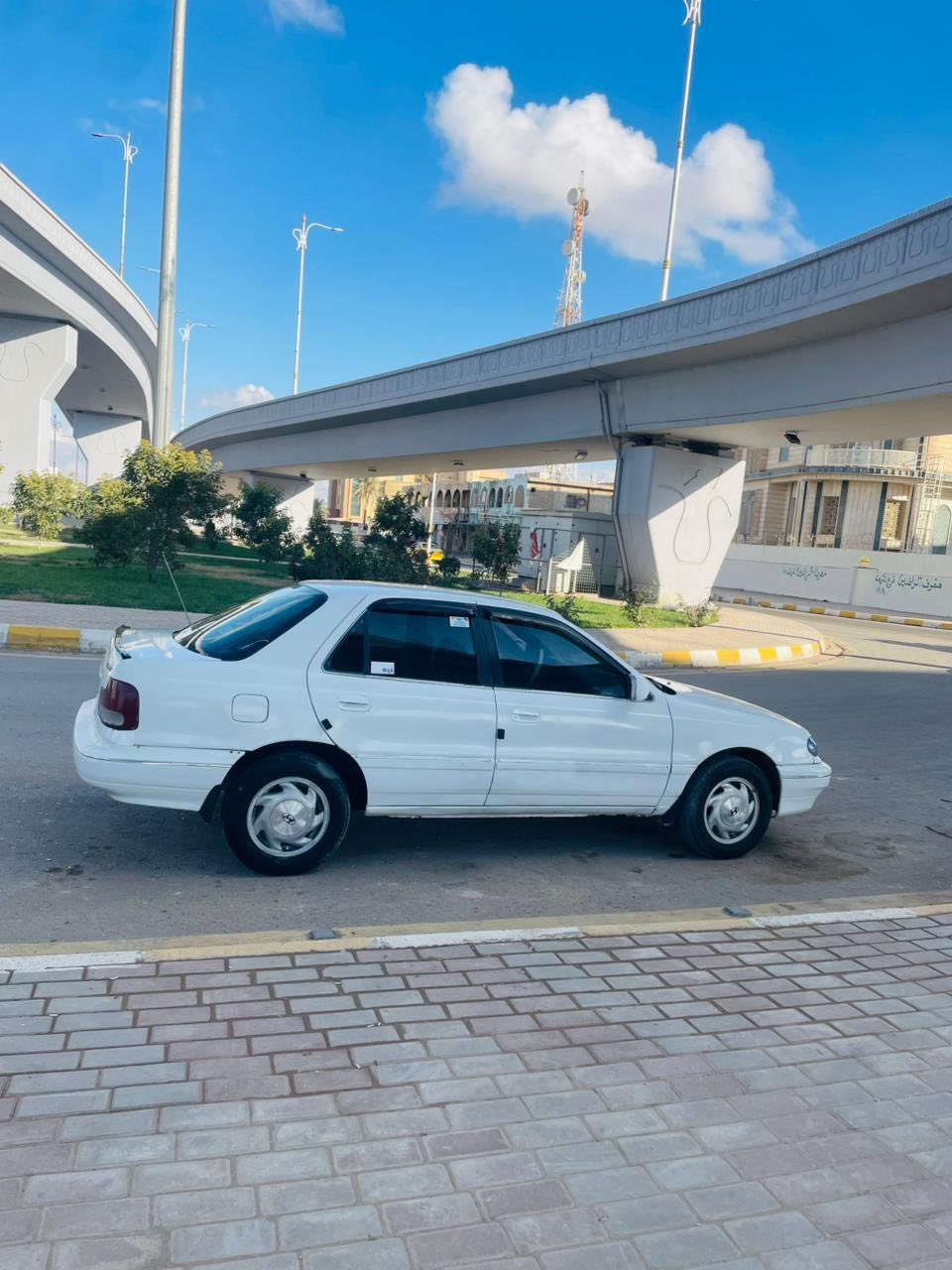 السلام عليكم — الحلال للبيع 
الانترا.  موديل ١٩٩٤.  محرك مفتوح. بسعر 37 وبيها مجال
محرك شرط    مكفول 
كير عادي مكفول   
السياره بيها صبغ احزام ابيعك عام بدون ضربه بدون خياس. رقم صلاح الدين الماني سنويه عضم عاج مشروع
مسجل سماعات  البلادي مالاتها  غرفت السياره كله بلاد
لايت بكلايت حاويه. صدر وتخم تاير جديد مشط وبور جديد تبريد ثلج تتفها نار ماسحات زراكات كله شرط
محرك مفتوح / وكير / وصدر. / وغرفه. /وكهربايات. /كله وضع بلاد   السياره جاهزها تشغل وتطلع   ناعمه بشكل 
مكان السياره تكريت القادسيه بسعر 37 وبيها مجال 

***********
***********
