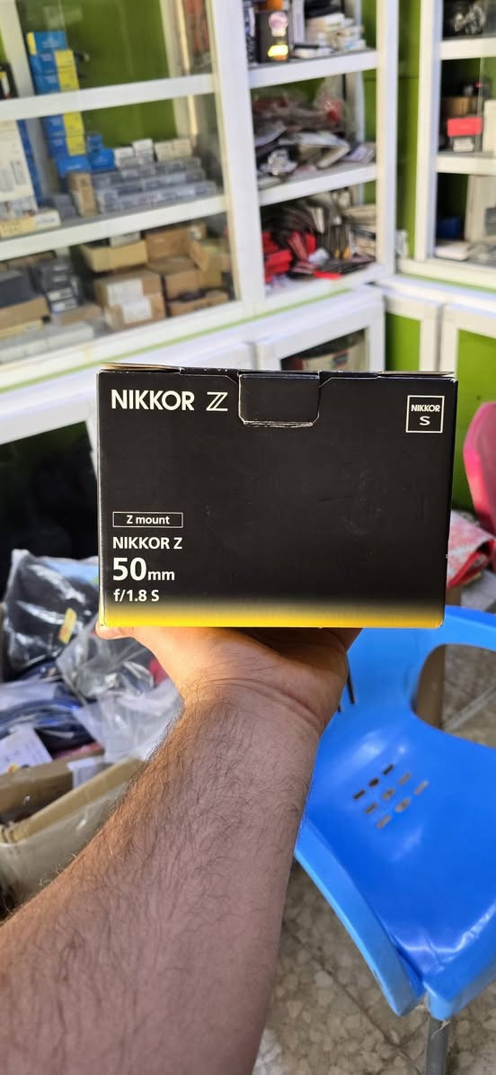 نيكون Z6mark 2 و 50ملم فتحه 1.8
نطافه 99% كامل ملحقات اصليه كارتون
سعره كامله مليون و950الف 
مكاني بابل ***********
***********
