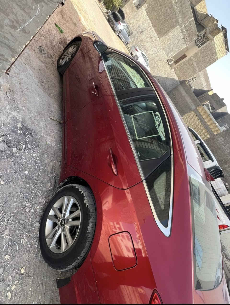 السلام عليكم سوناته 2016 كير مكينه ولغد وشاصي كفاله ماشيه 70miوقابل للزياده حادثها موضح جاملغ امامي مصلح وبنيد مبدل والجاملغ الامامي الثاني بي صبغ السياره جديده بمعنا الكلمه بالحقيقه احله من الصور السياره باسمي 
السعر 115
الاتصال/ ***********
