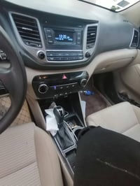 للبيع توسان خليجي مديل ١٧ رقم بغداد ماشيه ٦٨ كم  العنوان بغداد حي الخض...