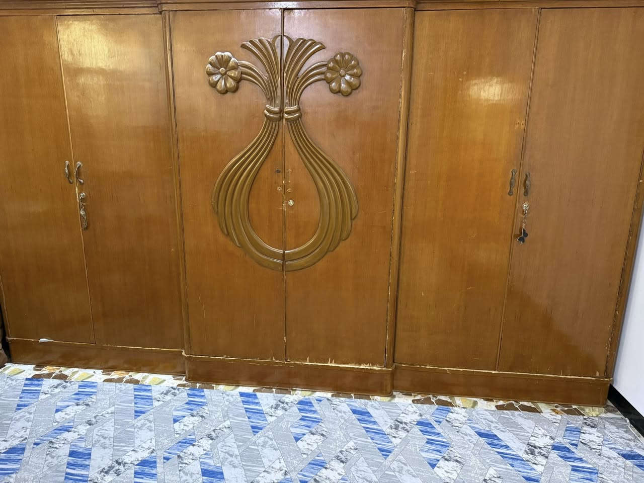 السلام عليكم كنتور وميز مرايا للبيع السعر 250
العنوان النجف


**إذا كنت صاحب هذا الإعلان وتريد حذفه لأي سبب، رجاءا أرسل رسالة إلى الدعم الفني**