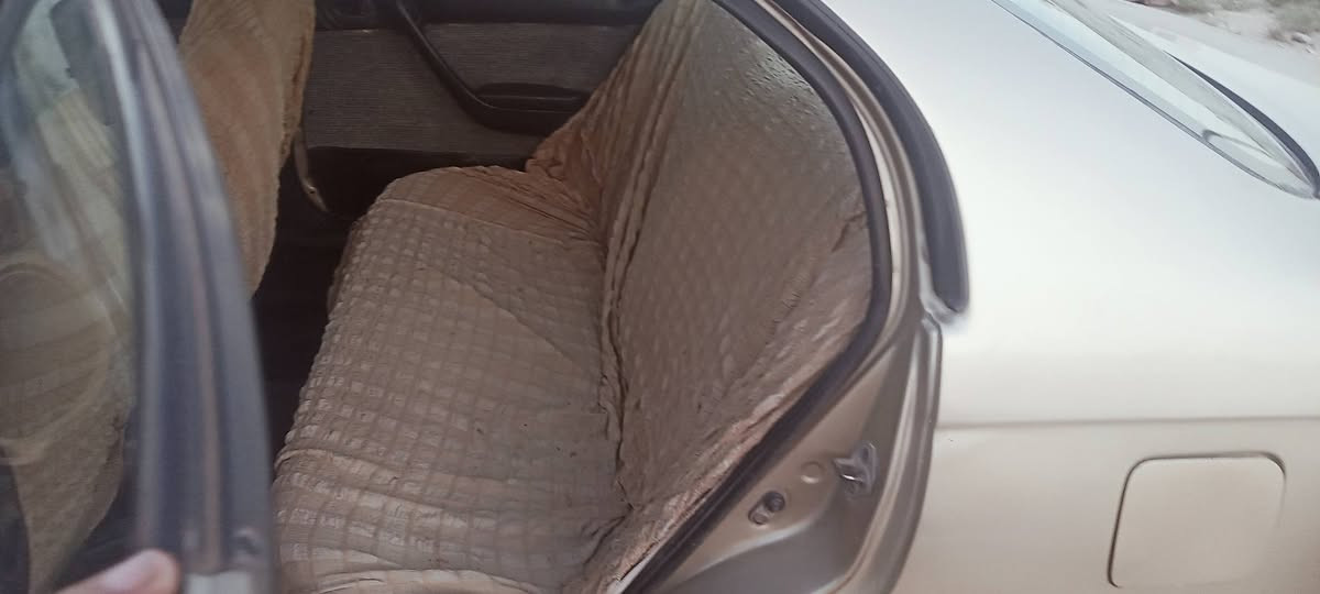 كرونه نفخ موديل 93 رقم بغداد راعيه موجود بالنجف والسياره نجف صبغ حزام سياره نضيفه وخير من الله حداديه حلوه ناعمه مامطلوبه ولاربع ب35 وبيه مجال للشراي 
رقم ***********
