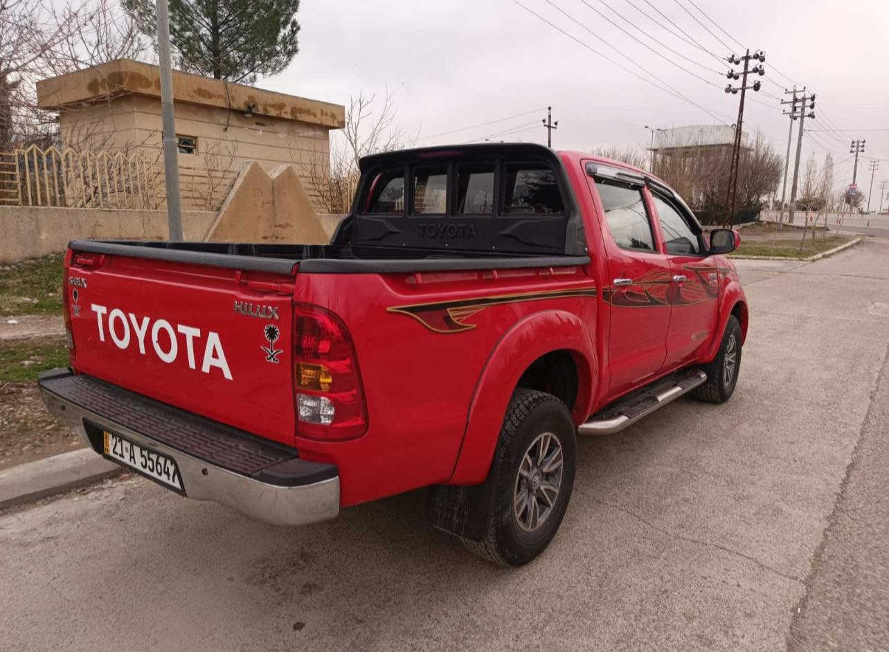 ئۆتۆمبێل: تۆیۆتا مەرزییە ۲۰۱۰

سعوودی بتڵ دەرەجە یەک
بێ بۆیاغ بێ لێدران

ســــعر $ یەک کۆمێنـت بکە راســـتەوخۆ بــۆ دێـــت🟢

مەکینەی نەکراوەتەوە 
سەنەوی بەناوی خۆمەوەیە تا ۲۰۳۰ تازەیە 
٤ تایە و ویلی کرۆمی لۆک لۆکی لە ژێرە 
سەیارەکە ئی ماڵی خۆمە ئی معرز نییە 
زۆر توند و تۆڵە یەک دینار مەسرەفی نییە 

ژمارەی خاوەن سەیارە:👇
***********
***********
