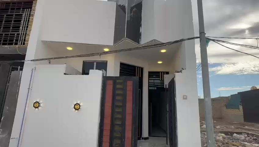 #مشتمل
طابق واحد كامل مواصفات كافة الخدمات #مطلوب مبادرة كامله #المقدمة 15قفل #العنوان السفحه الاولى قرب المدارس اتصل***********
***********
