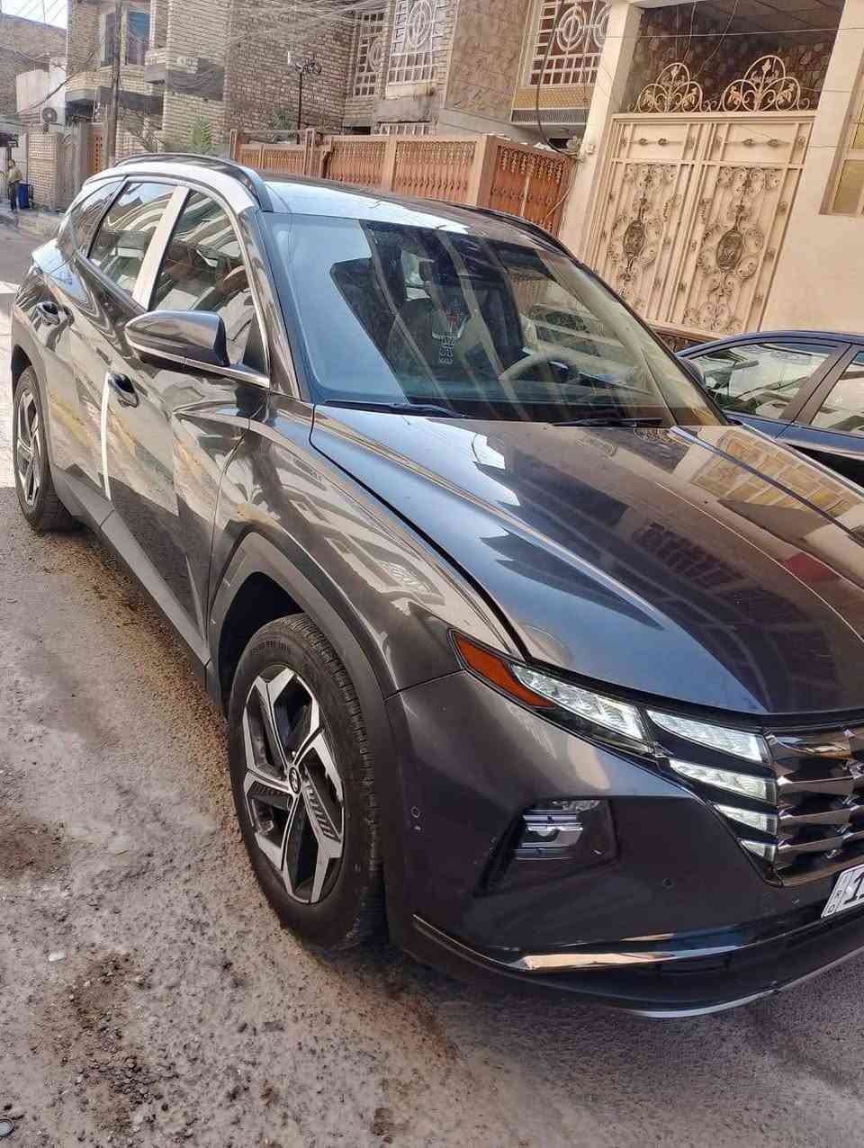 للبيع توسان لمتيد 2023  ✅

سعرها ادخل ع رابط https://t.me/carssofiraq/15278

فول فول مواصفات  لمتد 1/1 VIP

1- بصمه + بصمه ابواب لمس

2- بانوراما 

3-كيج الكتروني متغير 

4- ( كاميرات عدد 5 ) 

5-كير دكمه 

6-نقط عمياء

7-رادارات امامي خلفي جانبي

8-قيادة الية 

9- تتقدم للامام وللخلف ب بصمه

10-هندبريك بصمه

11-كشنات جلد ابيض

12-كشنات كهرب

13-كشنات خزن ميموري

14-كشنات تبريد وتدفئه امامي خلفي وتدفئه استيرن

15-بك لايت لد

16- لايت لد + زينون

17- شاشة كبيرة لمس

18- تثبيت سرعة

19- من تشغل اشارة يقلب الكيج كامره

20- شارة جانبيه

21- ويل كب كبير كروم

22-تحديد مسار 

23-صندوق كهربائي

24- فول تحكمات ستيرن

25-تبريد لمس

26- السماعات شركة BOSE

26- شحن وايرلس

27-نظام gps خرائط

28- شفتات كير ب ستيرن

29- حساسات امامي خلفي

30 - تشغيل عن بعد 

31 - اوتو بارك 

32 - المرايه الوسطيه (اوتو دم ) يعني الي وراك مشغل عالي المرايه اوتماتيكي اصير سوده 

وبعد بيه هواي مواصفات ماذاكرهن

33 - مود ادرايف ( اقتصادي - سمارت - سوبر - وثلجي )

34 - سياره فور ويل اج تراك 

35 - نظام نزول منحدرات 

37 - نظام التبريد دفيوز

38 - تبريد قطعتين امامي خلفي 

39 - فول سستم ايرباك 

40 - شاشه بيه ابل كار بلي 

‏41 - AUTO HOL

42 - رقم بغداد بأسمي

43- محرك 2500 بانزين

وارد امريكي

سونار موجود 

جديده 

ملاحظه/السياره باسمي 

مكان السيارة / بغداد البلديات 

للتواصل ***********
.
.
🚗اعرض سيارتك ع اقوى قناة تلكرام للبيع و شراء سيارات ادخل ع رابط 
👇👇
https://t.me/carssofiraq
