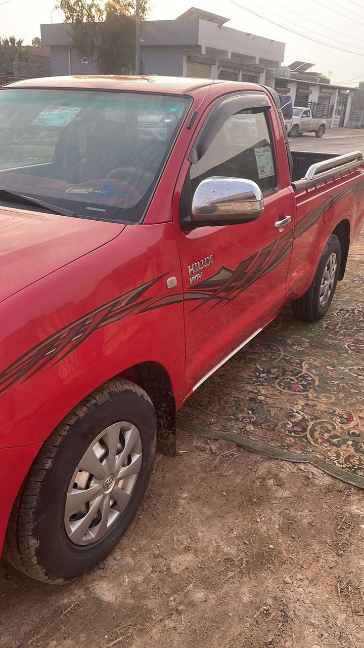 السلام عليكم تويته هيلوكس مديل 2010 عنوان اربيل شرط التحويل استفسار وتساب ***********
