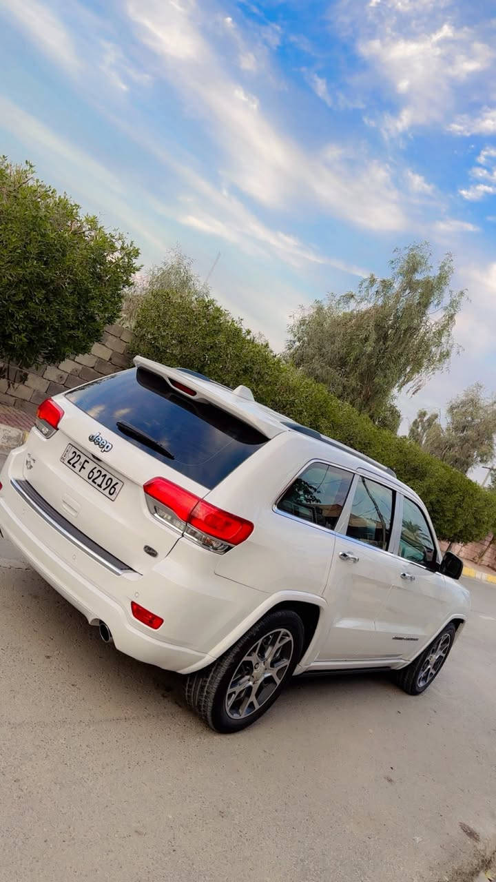 جيب 2020  
خليجي اوفرلاند
تلاث شاشات 
لون ابيض 
السعــر : 328 $ وبيها مجال 

ماشيه 76  km الف  كيلو متر  
 للبيع جيب اوفرلاند خليجي ام الشاشات اعلئ فئه بلجيب  2020 وكاله هارلم
دوسات كهربائيه مع فتحة الباب 
 
بأسمي   رقم اربيل الدولي 
مكفوله كفاله عامه من صبغ والحادث  السياره جديده كارتون  مال جناي 
 فول مواصفات ١/١  
رادار جانبي نقطه عمياء 
سياقة الاليه مع تحديد المسار 
داخل مشمشي   + سقف كنتاره 
حجم المحرك: 3600
فور ويل 4/4 ماوس 
دبل سلايت بانوراما 
تشغيل عن بعد 
شاشات 3 
شفتات ستيرن 
جنطه كهربائي شفط 
دبل كزوز خلفي 
حساسات اماميه + خلفية 
بصمه تشغيل بصمه ابواب
سستم صوت 12 سماعة هارمن كاردون  
دمامي خلفي بلصندوك
قطعتين تبريد ثلج 
كشن خزن ميموري 3 وضعيات
 مقاعد جلد اصليه مشمشي كهرباء (تدفئة+تبريد) 
 كشن خلفية تدفئه
تدفئه بلاستيرن 
سيدي بلجكمجه  مع ريموتن تحكم بلشاشه 
مري  شفط 
مري قلاب ويه ال R
يدات ستيل اصل 
الداخل صاج ملكي  
 نظام_خرائط(نظام ملاحة)_Navigatio
 كامرة خلفية دوارة اصلية
 استيرن كهرباء +  تدفئة
 فول تحكم استيرن (جهتين امامي + جهتين خلفي) 
 ناقل حركة ٨ نمر
 نظام سبورت s
 نضام اقتصادي
 مري _جانبي_تدفئة مرايا_جانبية_حساسة_للضباب_تعمل_
تلقائياً + اشارة بالمري 
 لايت عدسة زينون يصعد وينزل ويه الستيرن 
كشافات زنون 
زراكات لايت 
  باتري جديد تخم تايرات انتاج 24 جدد صدر جديد 
كاعيات شركه جيب ممفتوحه + سماعات هتفون 2 
كتلوكات الشركه  + جنطه الطوارء
بصمات 2 شركه وياها + برده بلصندوق شركه 

الاسبير المقدس بعده منازل 

مـكان السيارة ديالــى 
 
للاستفسار 
***********
