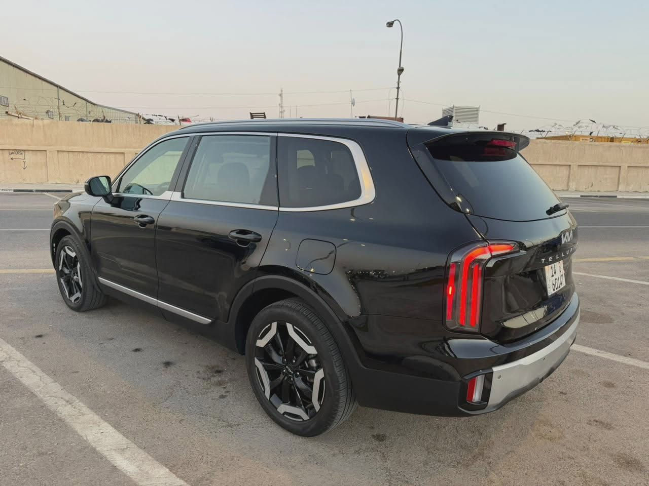 تيلورايد 2024 فئة Ex
كفالة عامة تقرير غرق شغالة امريكا ما مبدل بيها برغي .

ماشية 19 الف ميل .

جديدة جداً بدون اي نقص .

كشنات كهرباء و تدفئة تبريد و تدفئة ستيرن و فتحة و رادارات امامي خلفي و جانبي .

رقم بصرة شهداء وكالة عامة .

السعر 265 و اي استفسار *********** .
