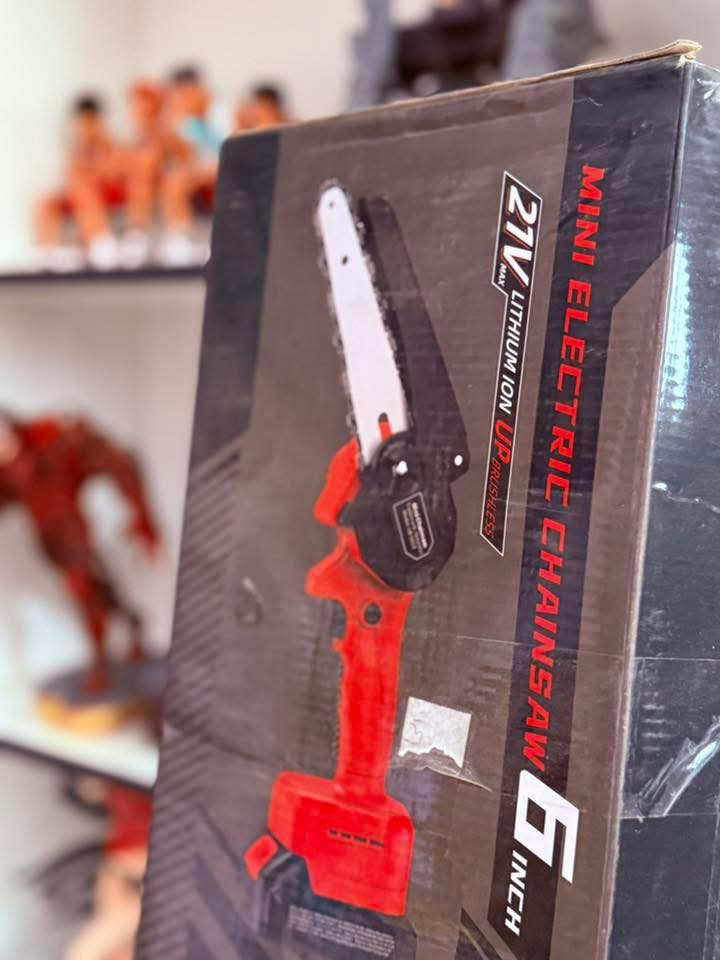 سلام عليكم 🫡 
حبايب 🌺🤍 تقليم كهربائي لاسلكي + منشار كهربائي صغير 6 بوصة بباقة وحدة متكاملة 💪

1🔹 مقص تقليم كهربائي
✔️ يعمل ببطارية
✔️ قدرة قطع من 18 مم إلى 25 مم
✔️ شفرات حادة + أمان مزدوج
✔️ خفيف ومريح بالاستخدام

2🔹 منشار كهربائي صغير (Mini Chainsaw)
✔️ محرك بدون فرش (Brushless) – عمر أطول وكفاءة أعلى
✔️ شفرة 6 بوصة
✔️ بطارية ليثيوم 21 فولت
✔️ مثالي لقص الأشجار والشجيرات والأخشاب الصغيرة

🌿 مناسب للحدائق، المزارع، وأصحاب المشاتل

القطعتين بسعر 35,000 دينار مع التوصيل 🤍🌺
🚚يوجد خدمة توصيل لجميع المحافظات


**إذا كنت صاحب هذا الإعلان وتريد حذفه لأي سبب، رجاءا أرسل رسالة إلى الدعم الفني**