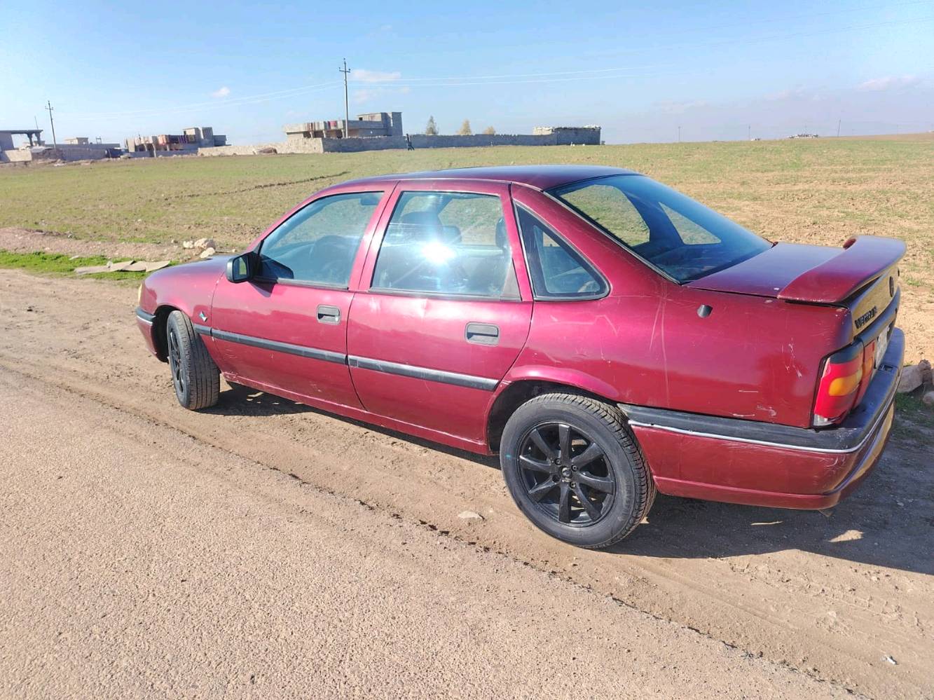 فگتره حجم 18 موديل 92 بئسمي السياره سنويه لي 2030 مكان السياره الموصل