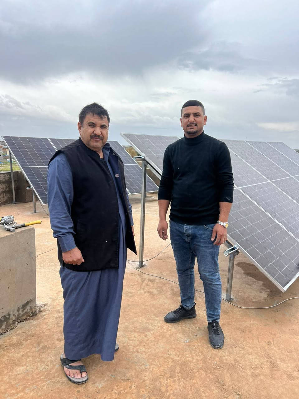 من قضاء #الــعلـم تم ولله الحمد تنصيب منظومة طاقة شمسية
للأخ #عيسى_الخليل 16امبيـر ليلـي نهـاري

مكتب منارات المدينة للطاقة الشمسية خيارك الأمثل للطاقـة المتجددة 

📌 صـلاح الدين/ تكـريت/ العلـم/البـورصة #عمارة_الضامن مقابل مجمع دكتور احسان الساري للحجز والأستفسار👇👇
المهندس حسن الجبوري 
*********** اسيا
*********** زين
مــنارات الـمـدينـة
