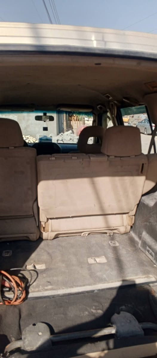 للبيع باجيرو 2006 رقم بصرة محرك فيفتي 3000 التبريد ضعف بالكبريسر  صبغ عام معجون بالقماره فقط السعر 65 ورقه
مكان السياره البصرة تلفون ***********
