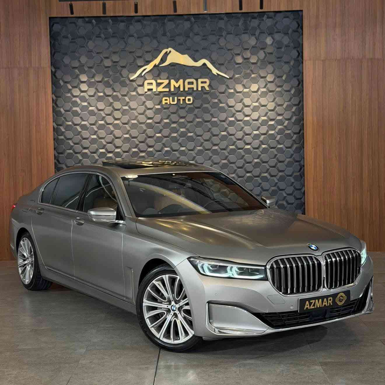 ‏740Li ( individual ) طلب خاص لون مميز مات بلادي🔥🔥

موديل : 2021

السيارة بلادي لوها طافي و طلب خاص
 خليجي وكالة العروش 

مواصفات السيارة فول الفول و طلب خاص
بنوراما سكف sky lounge

كشنات اندفجوال و لون مشمشي

شاشات خلفية و ايباد بيها تتحكم السيارة

جكات تصعد و تنزل

عطر بالدشبول ويا التبريد  

قيادة ذاتية و رادارات و حساسات و اوتو ستوب و اوتو هولد و اوتو ستارت 
بعد هواي مواصفات بيها متنذكر

السيارة مكفول من الصبغ✅

المحرك مو لازم اسولف بيها لان السيارة اخت الزيرو 🔥

للاستفسار : ***********

العنوان : السليمانية المعارض الجديدة شركة ازمر اوتو معرض رقم ٣٤
