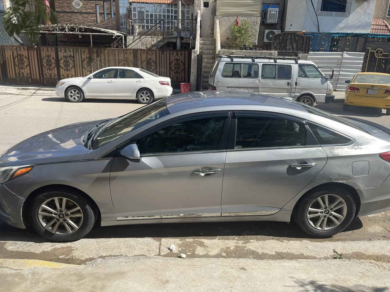 للبيع سوناتا 2017 مكان السياره بغداد السعر 118 ورقه رقم الهاتف ***********
