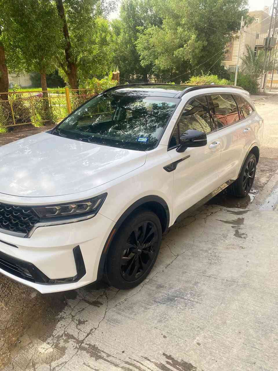 السلام عليكم من رخصه مدير الكروب كيه سورنتو  وارد امريكي موديل ٢٠٢٣ فئه sx للبيع صور الحادث في المنشور السعر ٢٥٥ وبيها مجال لشراي علما السياره ب اسمي وتحويل ثاني يوم مكان السياره بغداد رقم الهاتف ***********
