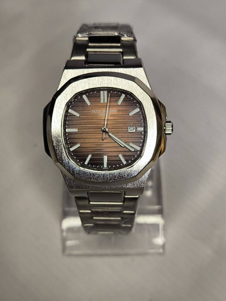 باتك فلبPatek Philippe
تحفه فنيه تتخطى مفهوم الوقت 
مكينة كوارتز ناعمة ( نظام ماطور)
الميناء  مميز بدزاين عصري مزودة بمنفذ تاريخ مع اميال لامينوس
زجاج معدني مقاوم للخدش 
الهيكل مصنوع من الاستانلس ستيل مشطب 
مختمة من كل مكان
مقاومة ماء وغبار 
سير تيتانيوم
قفل فراشة

السعر :-25الف ع اول تم 
للحجز والاستفسار يرجى الاعتماد خاص


**إذا كنت صاحب هذا الإعلان وتريد حذفه لأي سبب، رجاءا أرسل رسالة إلى الدعم الفني**