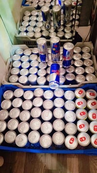 ٨٠ قطع ريد بول • ١٠ قطع تايكر • الدوره ابو طيارة