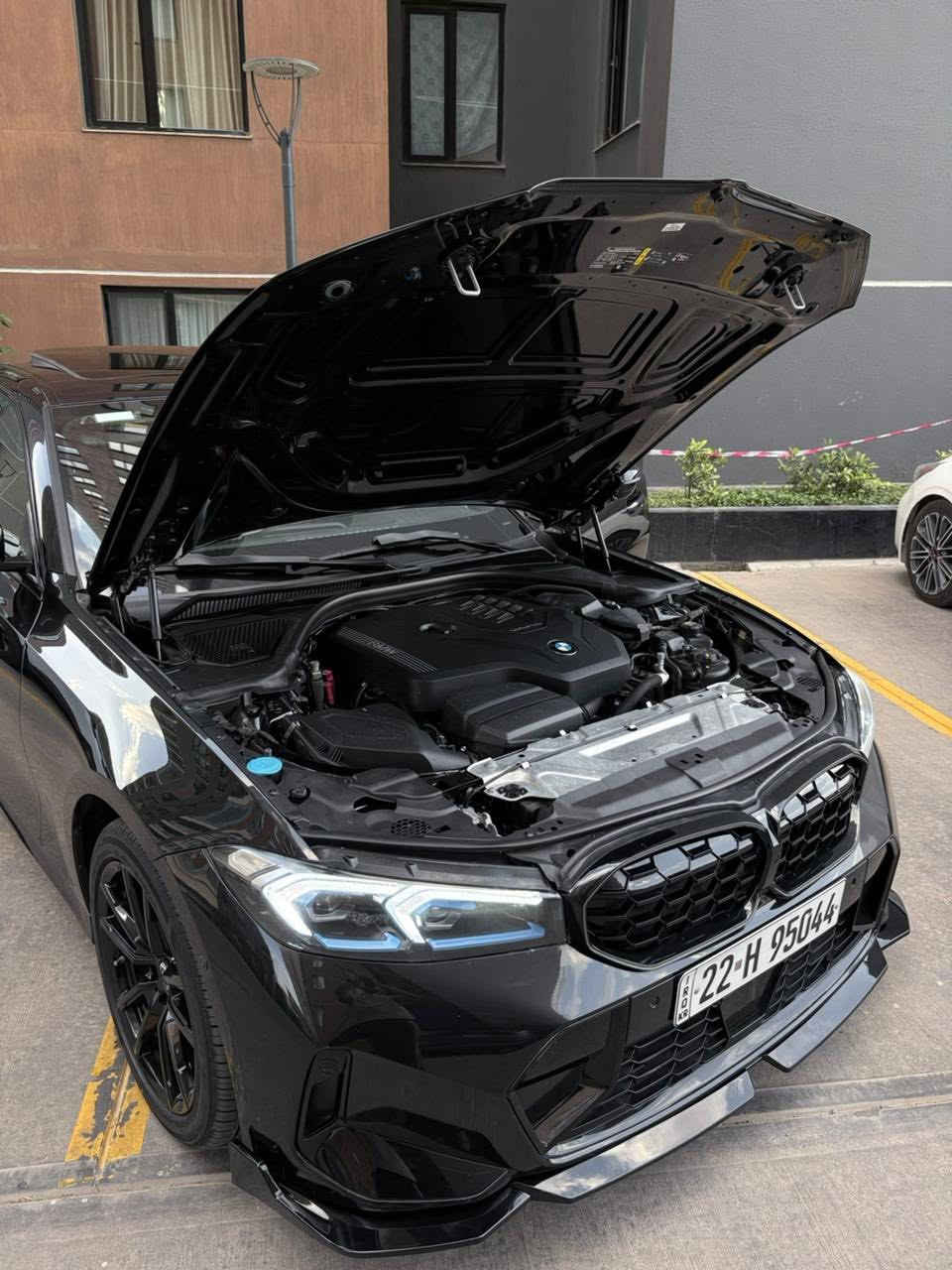 للبيـع انضف واحلى 330i  وارخص وانسب سعر 🔥
BMW kit M package 2022 📮

محدثه شكل ال 2024 كت كامل
تو ويل السياره - دفع خلفي اكسل 🖤
- فول مواصفات
- ⁠داخل احمر بلادي شركه 
- ⁠تشغيل عن بعد 
- ⁠حساس 360 درجه
- ⁠اتو ستوب اتو هولد 
- ⁠شاشه محدثه M3 GTS 
- ⁠رادار امامي كبير
- ⁠تخم تايرات تايلندي اصلي ضمان قبل اسبوع شديته انتاج 2026
- ⁠داخل الألوان متغير 
- ⁠كشنات كهرباء+هيتر +ميموري
- ⁠رادار جانبي / نقطه عمياء
- ⁠لايتات ليزر داينمك مع دوران الستيرن
- ⁠مرايات كهرباء + ترحيب
- ⁠شفتات گير ستيرن
- ⁠شباك امامي M LED
- ⁠كت ام كامل مع لحيه ودوسات
- ⁠ويل حجم 18 اصلي M بلادي  
- مكان سياره اربيل كنجان لايڤ📍
- ⁠صفر مسج / ولا گلوب ممشتغل
- ⁠الحادث قبغ صندوك وشبر جاملع الخلفي PDR يعني فقط كل السياره 1 قطعه صبغ
- ⁠ايرباك دشبول ستيرن سليم✅
- ⁠دواخل بدنه شاصي لغد بشرط بدون اي ملاحضه شرط السونار

***********
***********
