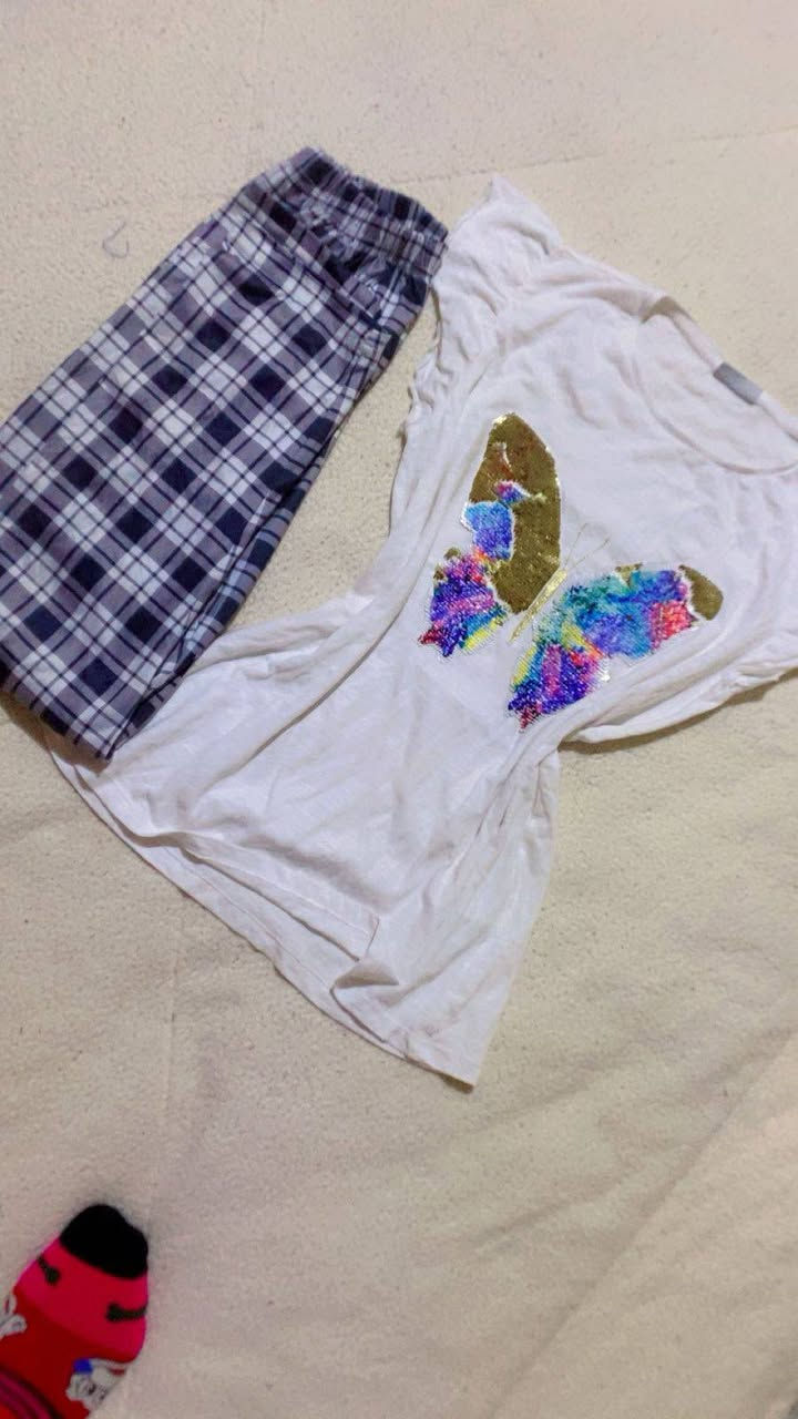 بالة اوربيه ٣ تراكات ب١٠ 
توصيل داخل الفلوجه فقط (٢٠٠٠) دينار


**إذا كنت صاحب هذا الإعلان وتريد حذفه لأي سبب، رجاءا أرسل رسالة إلى الدعم الفني**