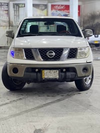 نيسان نيفارا • ٢٠١٤ • فئة LE