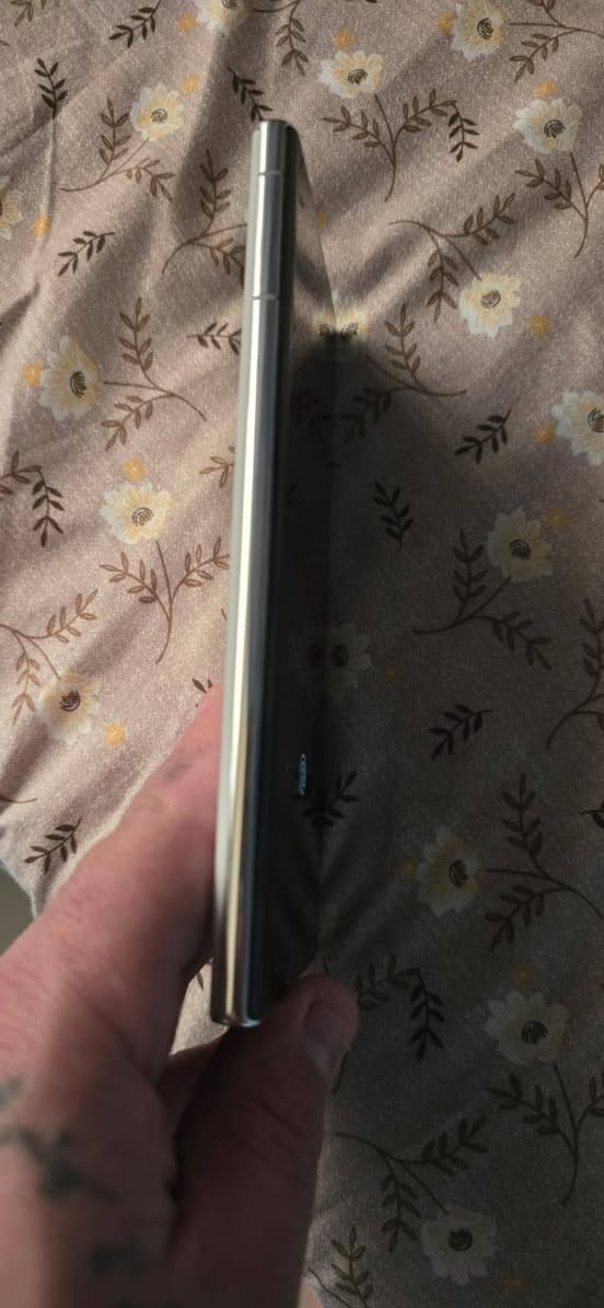 سلام عليكم اس ٢٢  امريكي  ٢ سيم كارت سعر ٦٠٠ او مراوس على هونر x9d  وفرق فلوس


**إذا كنت صاحب هذا الإعلان وتريد حذفه لأي سبب، رجاءا أرسل رسالة إلى الدعم الفني**