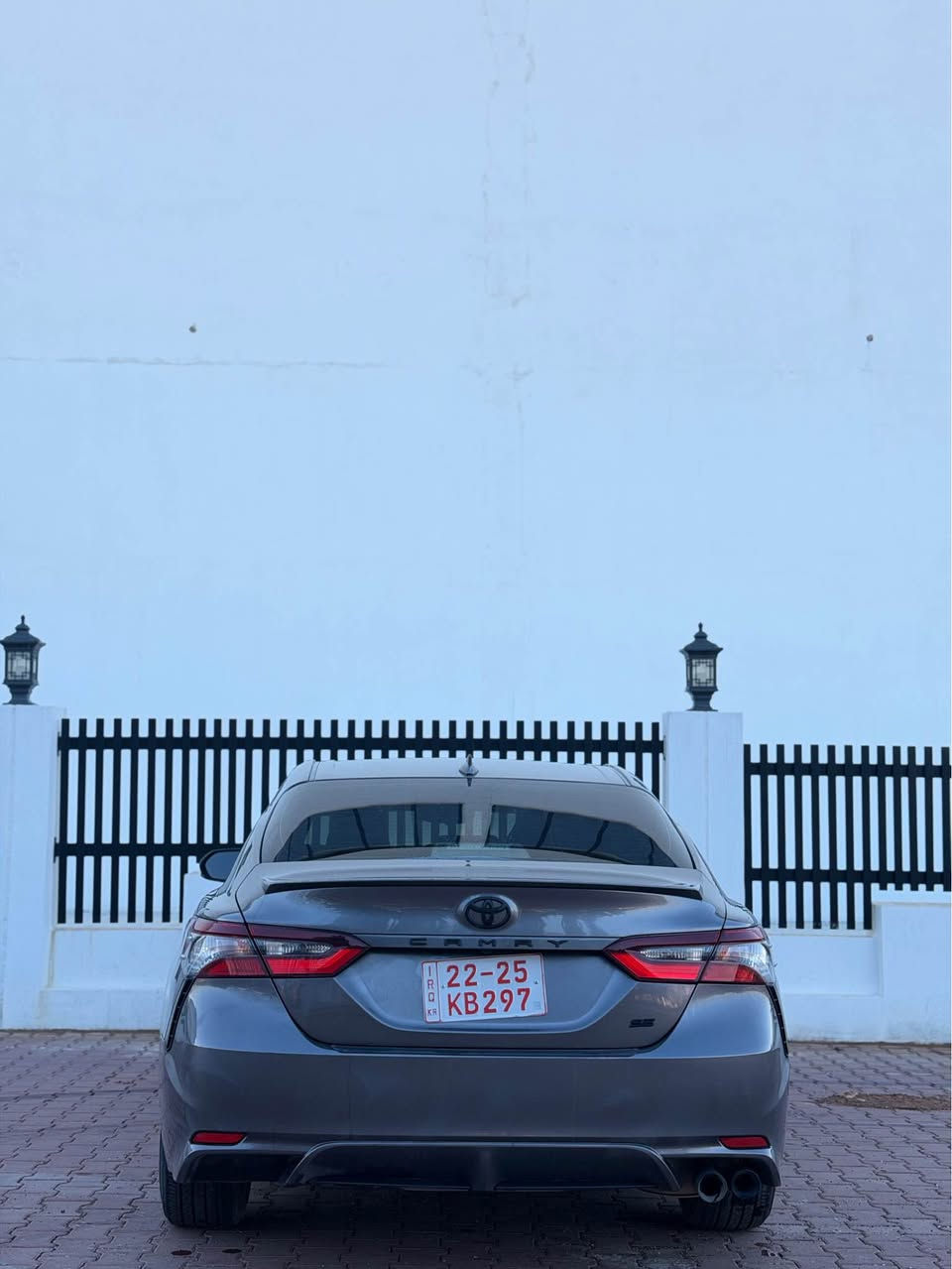 𝐓𝐨𝐲𝐨𝐭𝐚 𝐂𝐚𝐦𝐫𝐲 - 𝐒𝐄 ( 𝟐𝟎𝟐4 ) 
‎للبيع … تويوتا كامري الموديل : 2024 
‎- المحرك 4 سلندر 
‎- گير محرك بشرط 
‎- محرك ما مفتوح بدون اي نواقص
‎- المواصفات … SE 
‎- كاميرة
‎- كشن كهربائي
‎- تحكم ستيرن
‎- حساسات امامي
‎- حساسات خلفي
‎- رادار امامي
‎- رادار خلفي
‎- مانع انزلاق + ABS
‎- منافذ AUX + USB 
‎- تحكم وضعيات القيادة
- ECO+NORMAL+SPORT
ضررها السيارة : 1 بس بولند
‎- بدون مصرف نضافة 100/100
‎- مكان عقره
‎- للاتصال :واتساب  [***********] 
سعر سياره : 195 بيها مجال دهوك, العراق
