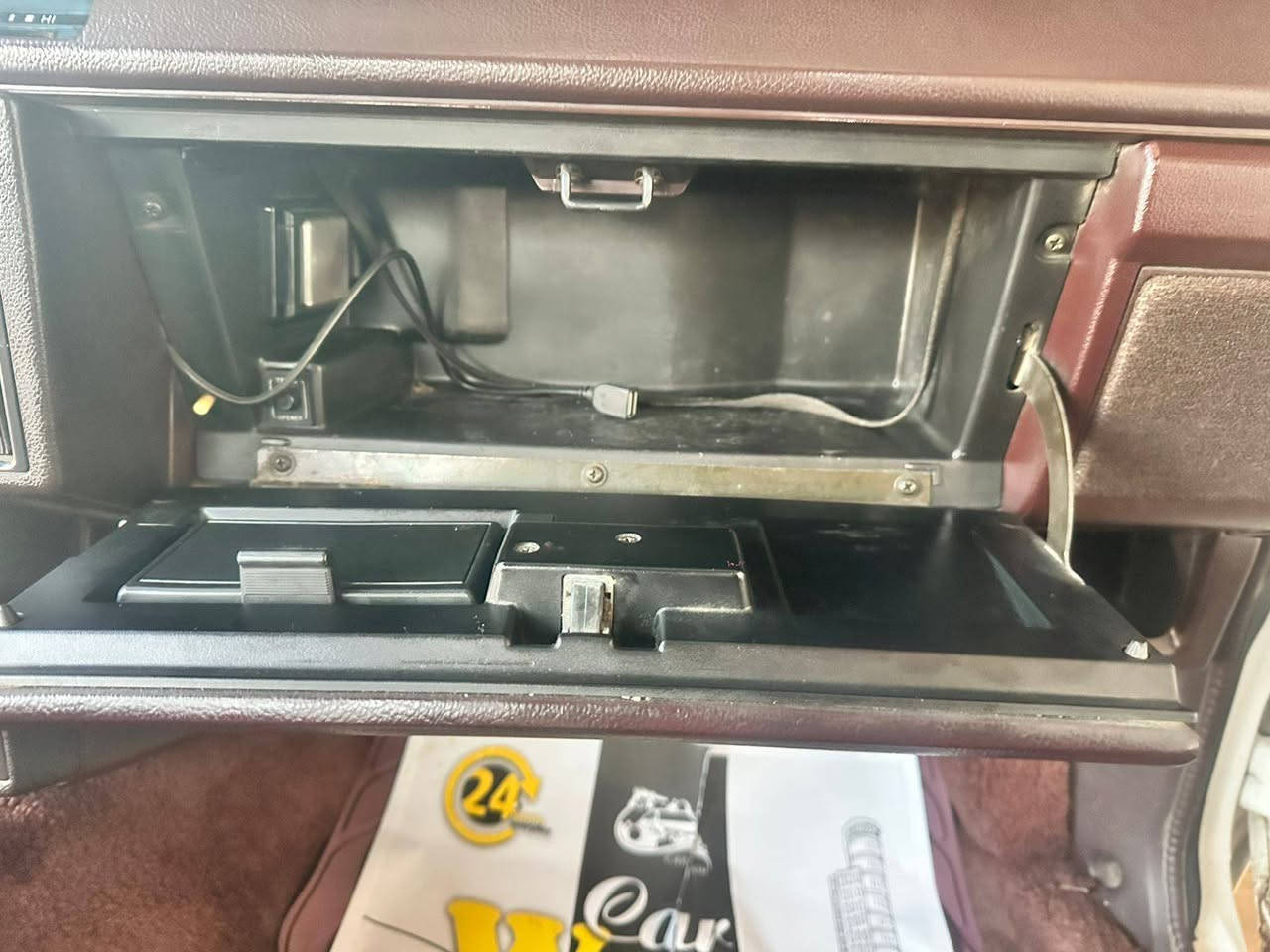 السلام عليكم ورحمه الله
سوبر للبيع موديل 1984  بلادي وكلشي بيه بلادي مابلعوب بيه قاطع كهرباء بلادي وشغال سياره نضيفه وبدون صبغ وضربه وبدون خياس بيه مكانين تكحيل كارت 
 داخل سياره احمر ارضيه كاربد احمر بلادي  دشبول فطر مابي كير عادي مكينه 5M بلاد  لاصرف ولابخار ولا تنقيص رقم بغداد انكليزي سنويه 30 تحويل ثاني يوم بسمي تخم تاير ياباني ويل كب بلادي  باتري جديد تبريد ثلج تتدفى حمام   ثلاجه خلفيه شغاله كهربائيات كله بلاديه زراك عل لايت بلادي كلشي بيه عل وضع شركه 

العنوان ديالى جلولاء شراي يتصل وبي خير ويدلل***********
