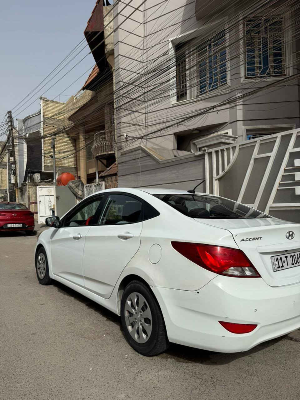 سیارة اكسنت امريكي موديل 2016
السعر 92 ورقة وبيها مجال
*********** د. عامر
