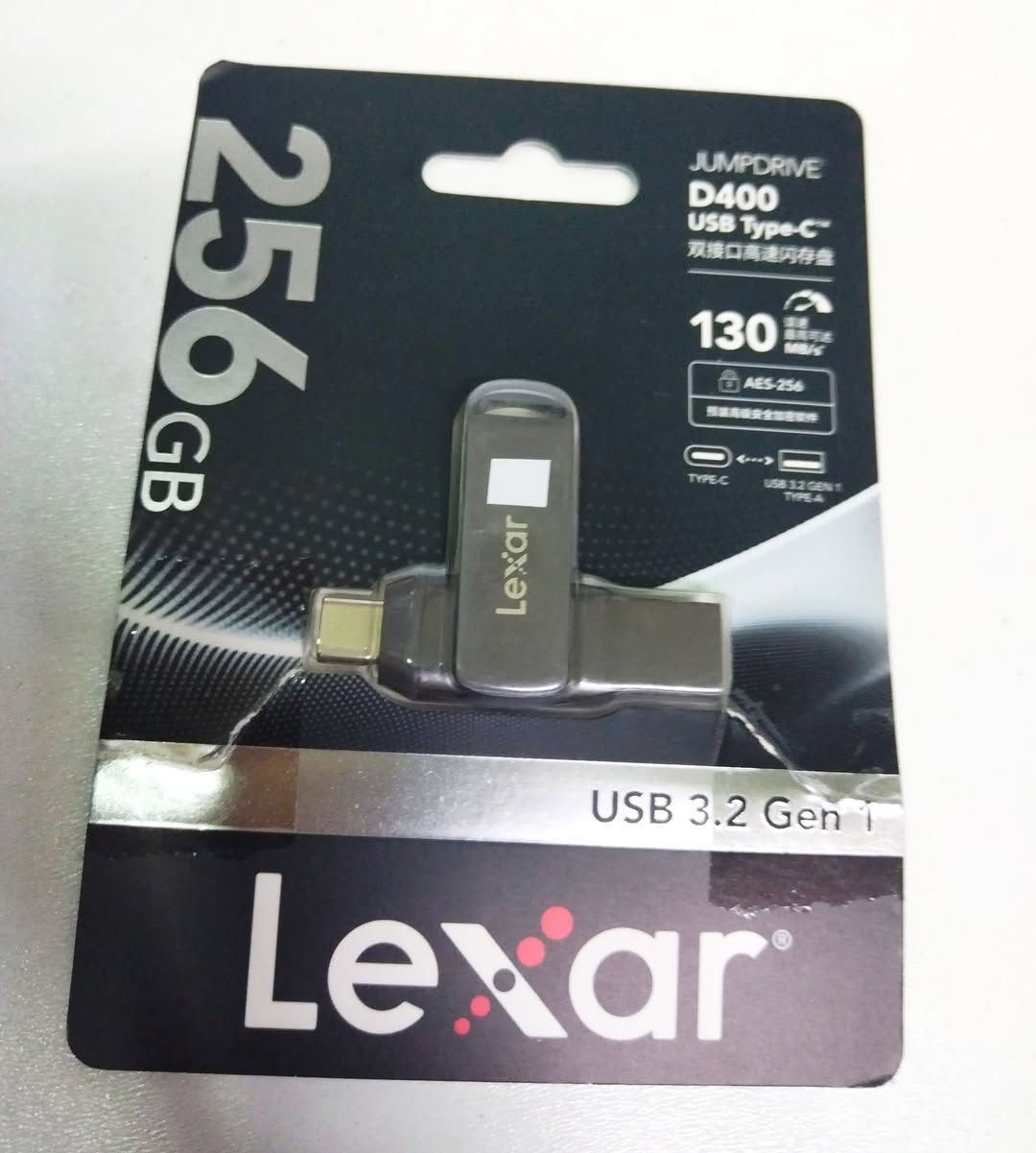 فلاش Lexar بسعة 256 جيجابايت USB 3.1، USB-A وUSB-C

ذاكرة فلاش USB بسرعة قراءة تصل إلى 130 ميجابايت/ثانية، محرك أقراص من النوع C

تصميم دوار، محرك أقراص محمول لـ USB 3.0/USB 2.0

ذاكرة فلاش لأجهزة Android

جهاز/جهاز لوحي/كمبيوتر محمول/كمبيوتر شخصي/هاتف.... السعر ٢٥ الف


**إذا كنت صاحب هذا الإعلان وتريد حذفه لأي سبب، رجاءا أرسل رسالة إلى الدعم الفني**