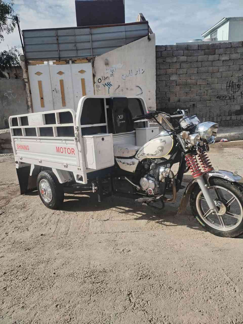 سلام عليكم ستوته جامباوا لبيع موديل2023منفيس محرك شاصي شرط ويرمنيه كله شغله ستوته شرط جديده محرك كبس سعرمليون650وييه مجال مكان حي القدس رقم*********** بي وتساب
