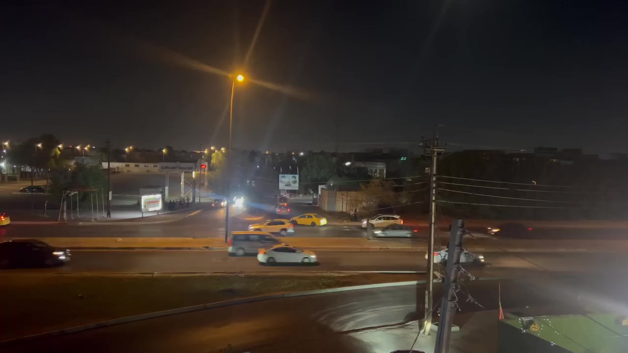 � للبيع عقار ركن بموقع مرتب ومفيد للاستثمار
العقار على شارع قطر الندى (سايدين)
📍 مقابل مدينة ألعاب الكرخ المائية
المكان معروف وحركته مستمرة، 
أمام الدار رصيف واسع 14 متر

🏠 مواصفات العقار:
 • المساحة 100 م²
 • ركن بواجهتين
 • واجهة 10 م
 • نزال 10 م

📌 الموقع يخدم هواي مشاريع مثل:
صيدلية – مختبر – عيادات – مكاتب – مركز خدمات
ومناسب للي يدور شغل ثابت ومضمون إن شاء الله

📞 للتواصل والمعاينة الجادة:
***********
واتساب أو مسج الصفحة
