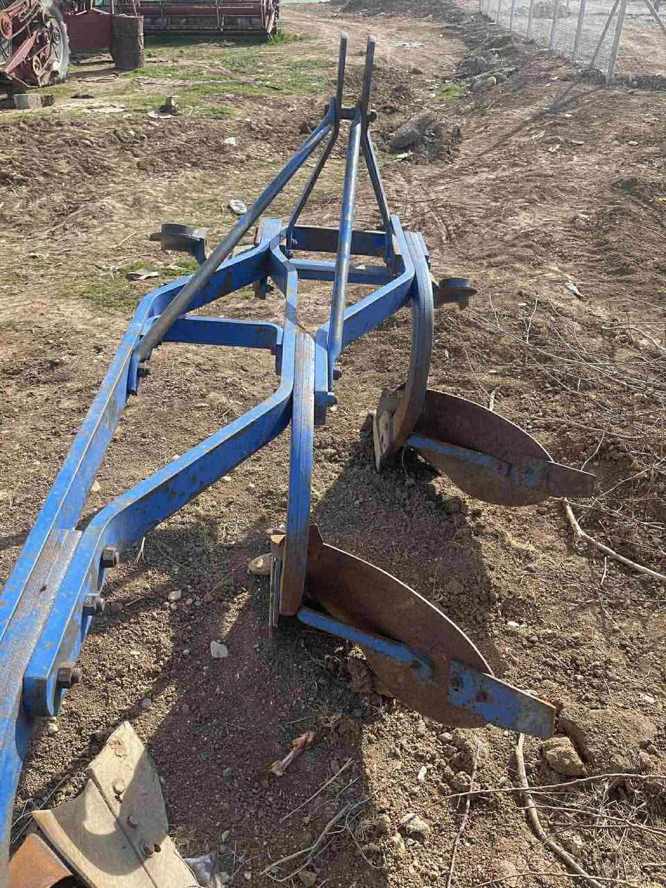 بۆ فرۆشتن ئایدن رەقم ١٤ بی لە حیم بی شکاوی هەموو گیانی بەشەرت  شوین چەمچەمال ***********   ***********
