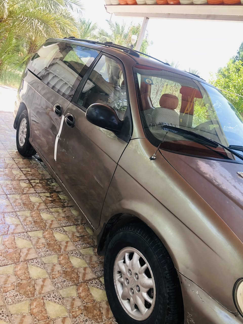 كيا كرنفال موديل 2000 رقم بغداد المالك اقاربي بالحله مكينه كاز كير عادي تخم تاير جديد تبريد شغال ثلج السعر 55 ورقه بيه مجال بسيط مكاني بالحله رقم تلفوني ‭0783 897 5091‬
