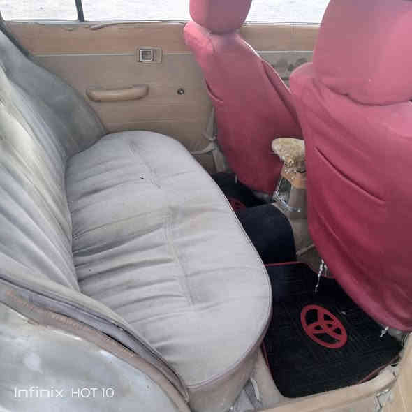 السلام عليكم كرونا 1980 سياره بسمي سنويه جديد ه وهزه جديده السعر  مكان السياره الغزاليه
27ورقه
*********** ابو محمد ه
